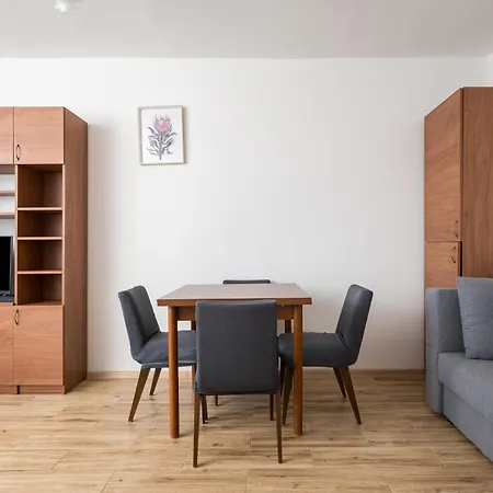 Bielański Homely By Bookinghost *